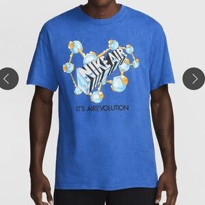 NWT Men's Nike Sportswear Airevolution T-Shirt Size S